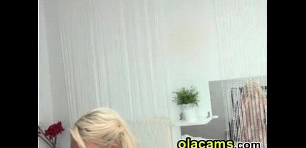 Sexy teen blonde big-tits dance on webcam